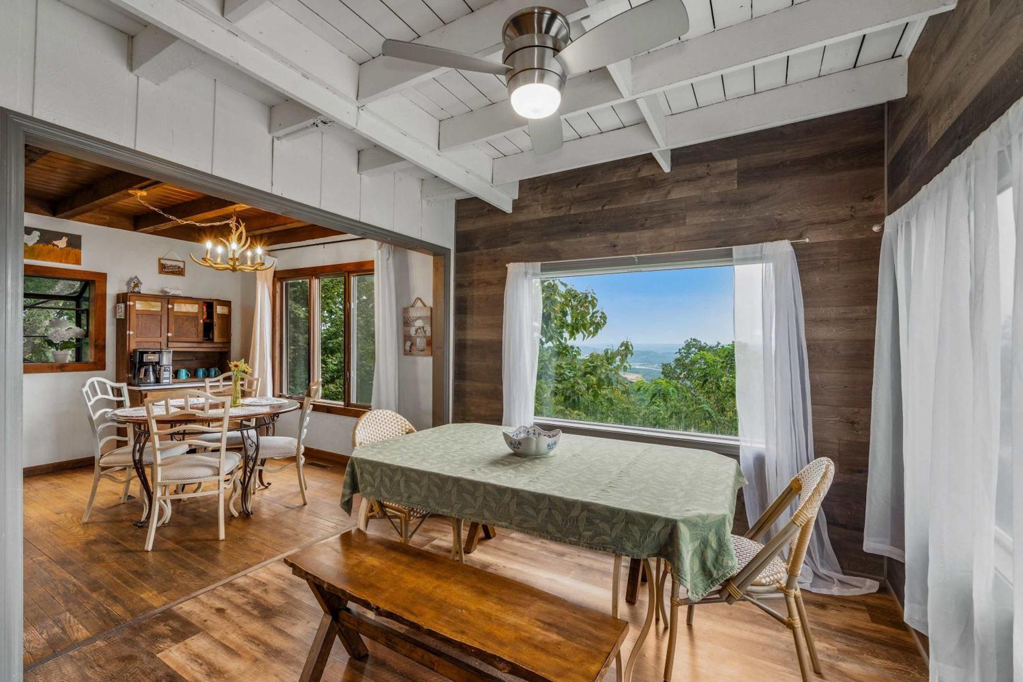 Rubys Roost Villa Mentone Buitenkant foto